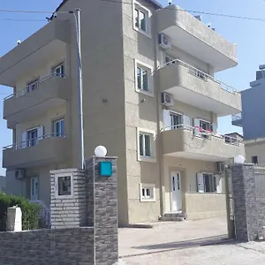  Apartment Levend