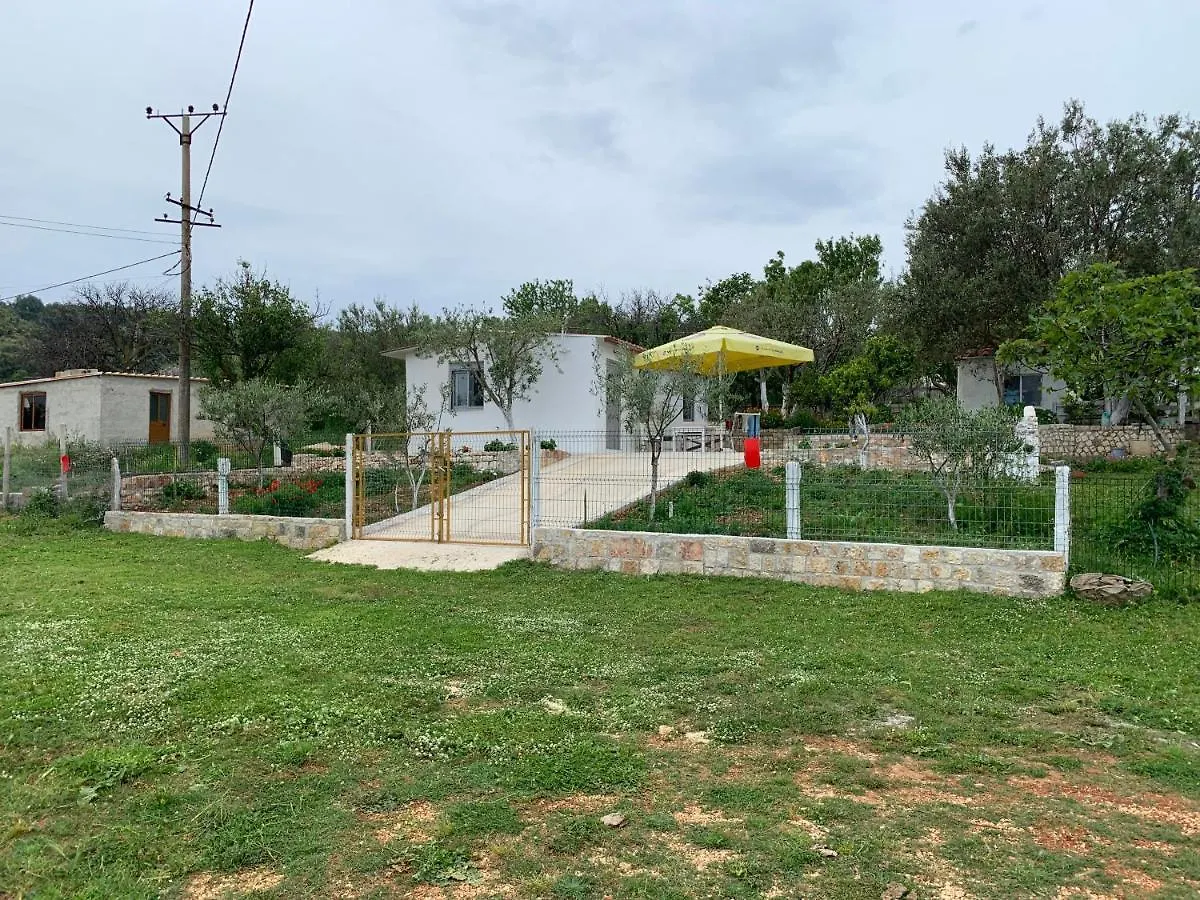 Villas Ermali Ksamil Albanien